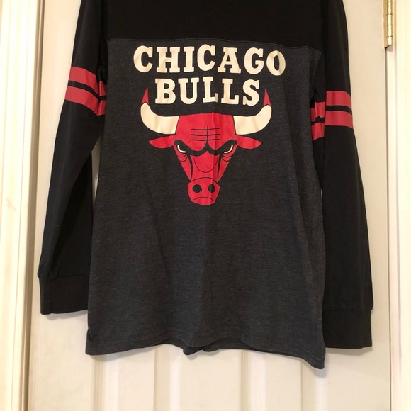 Long Sleeve Shirt sz.M - Picture 3 of 3